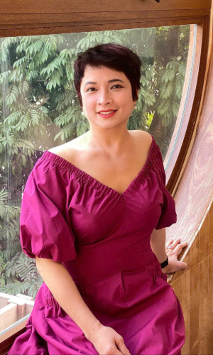 Hanh, 54